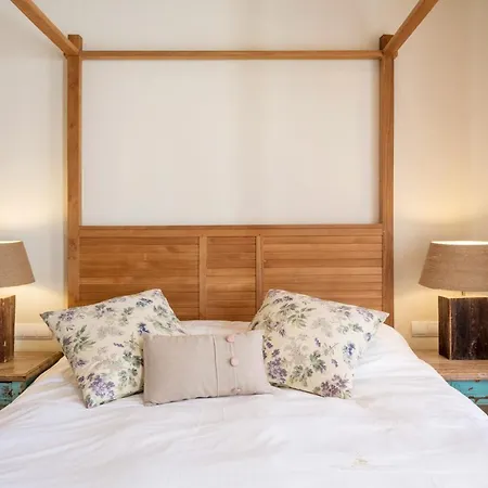 Vencia Boutique Mykonos Town