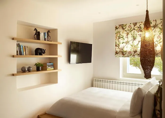 ヴェンシア ブティック ホテル 4*